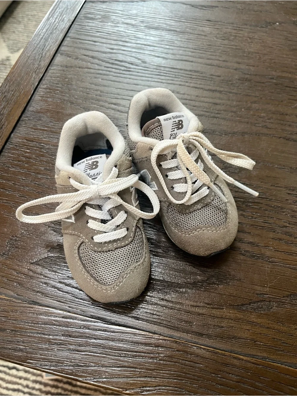 New Balance classic play outfits
